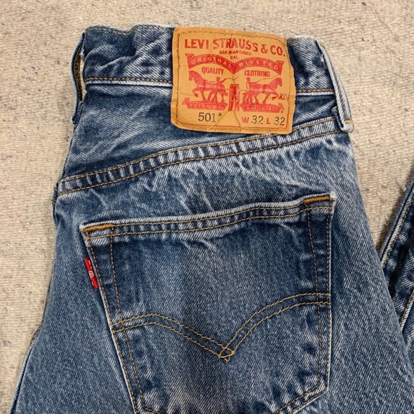 ❌SOLD❌ Vintage Levi’s 501 (Bundle + Save) - Picture 5 of 5